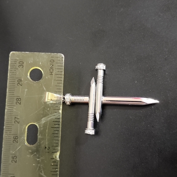 Brand New Stainless Steel Nail Cross with chain - Picture 6 of 6